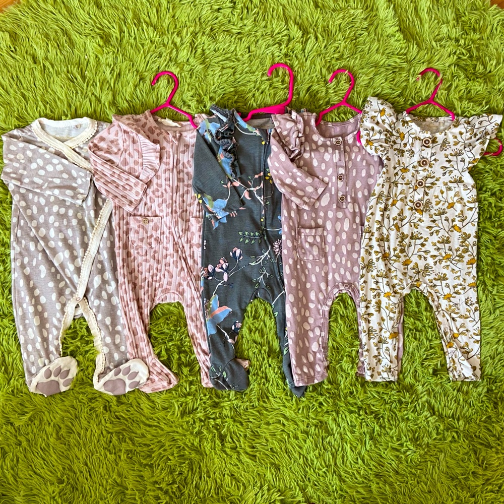 Jessica Simpson 3 snap up and 2 zip up onesies Size 3-6 months